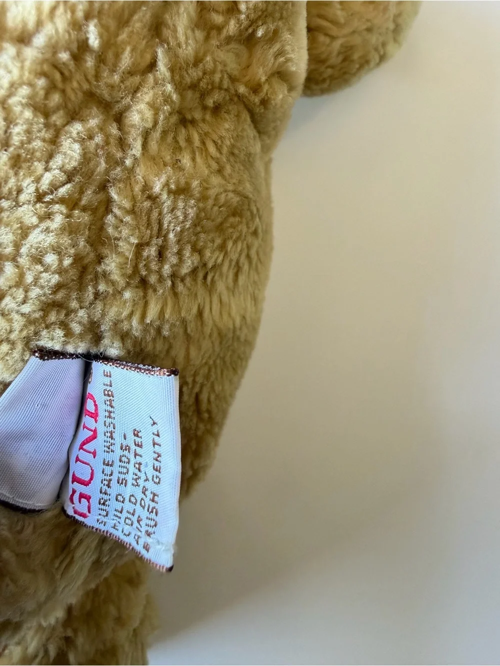 Vintage Gund Disney Classic Winnie the Pooh Bear Stuffed Plush